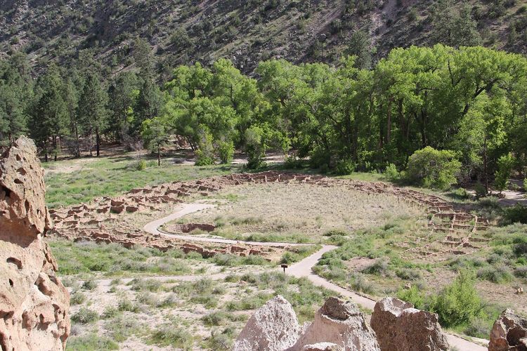 Tyuonyi Pueblo