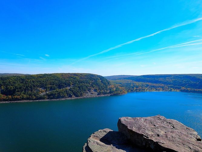 East Bluff Trail