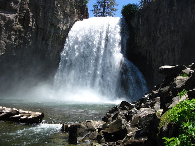 Rainbow Falls