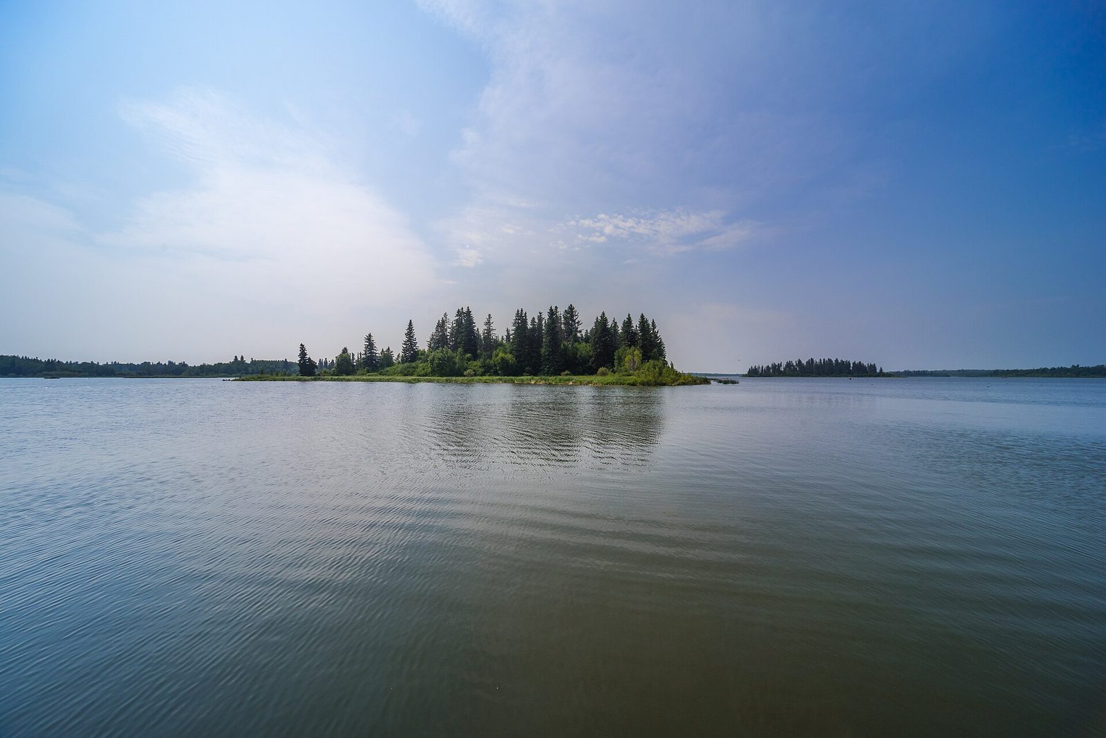 Astotin Lake