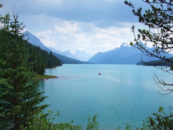 Maligne Lake