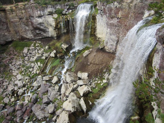 Paulina Falls