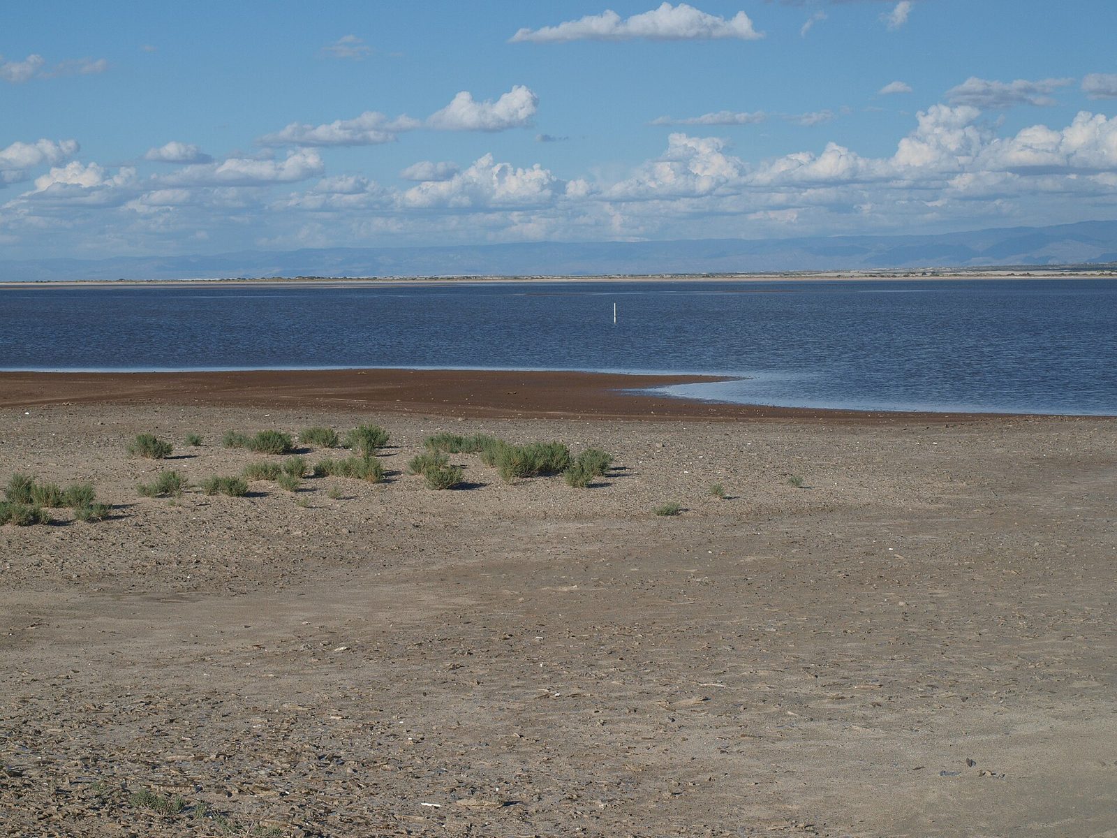 Lake Lucero