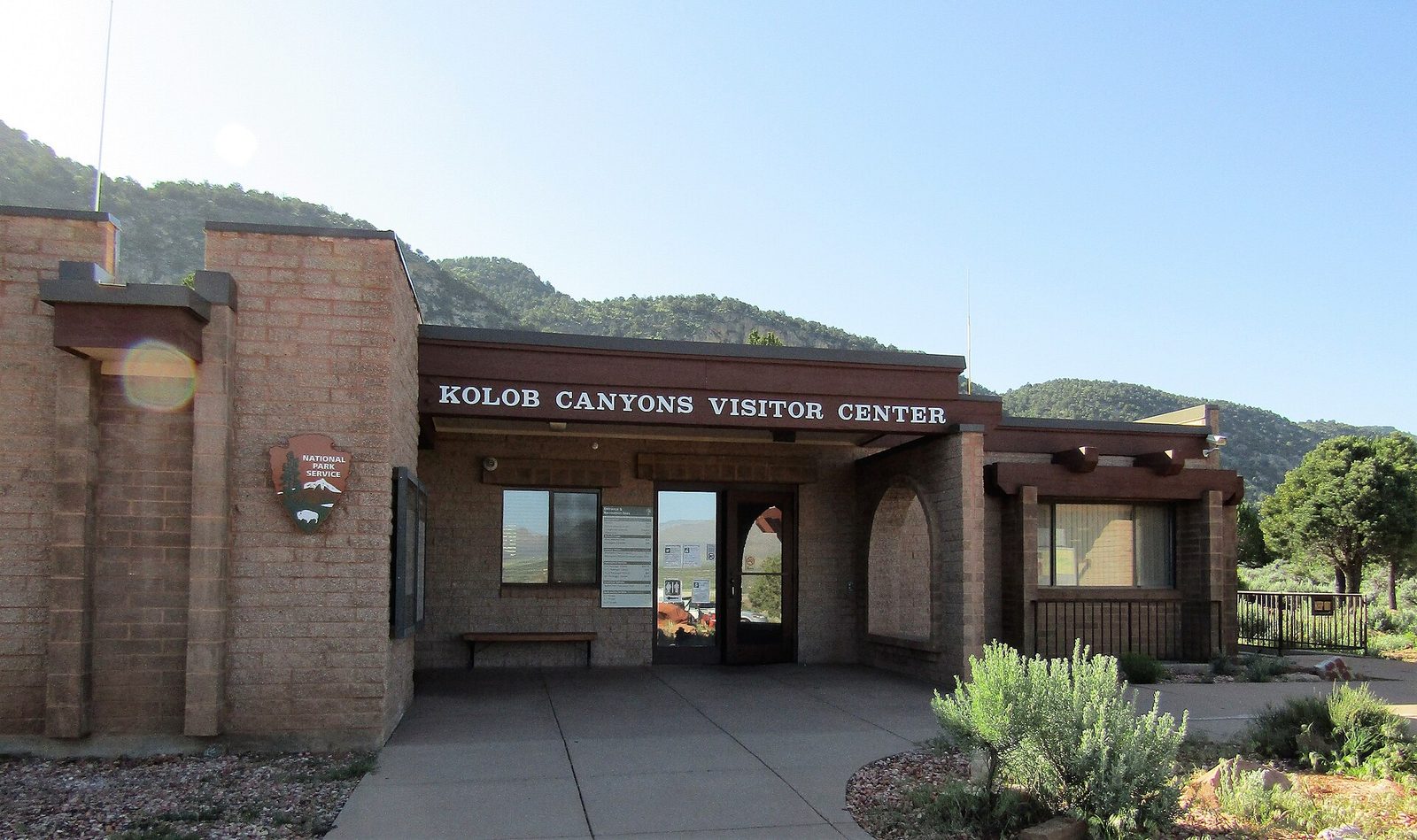 Kolob Canyon Visitor Center