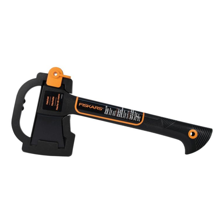 Fiskars X7 14-inch camping hatchet