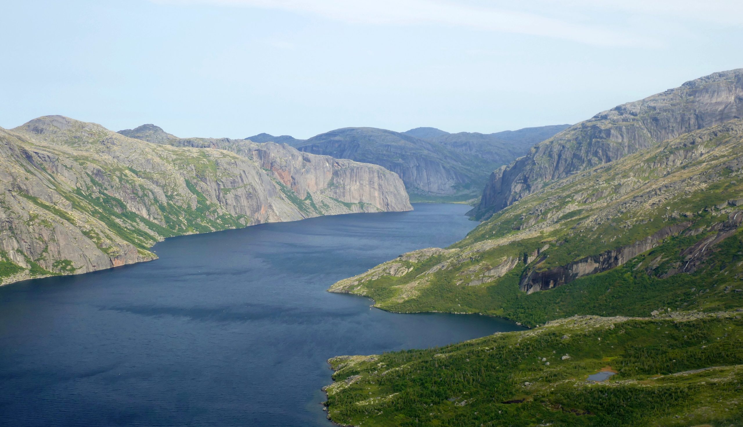 Akami-Uapishkᵁ-KakKasuak-Mealy Mountains National Park Reserve